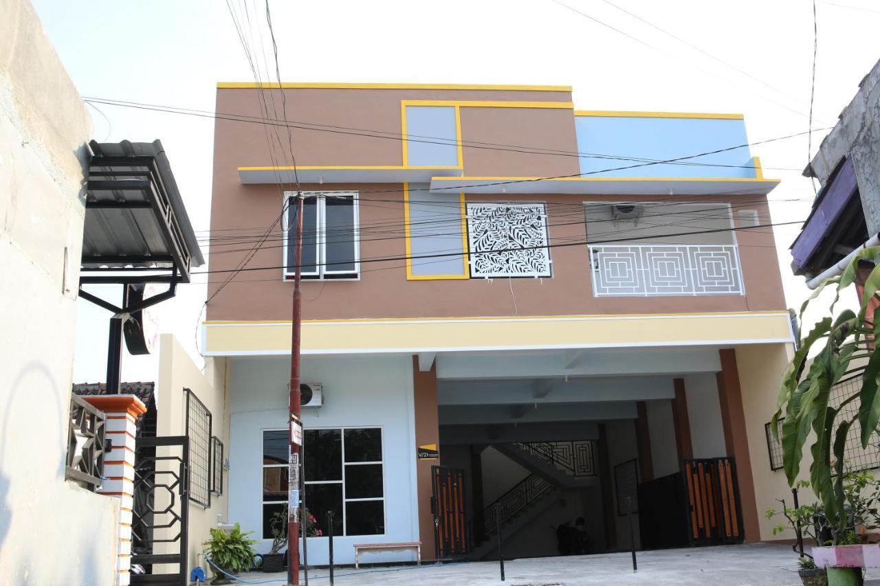 Reddoorz Syariah Near Suncity Mall Madiun Exterior foto